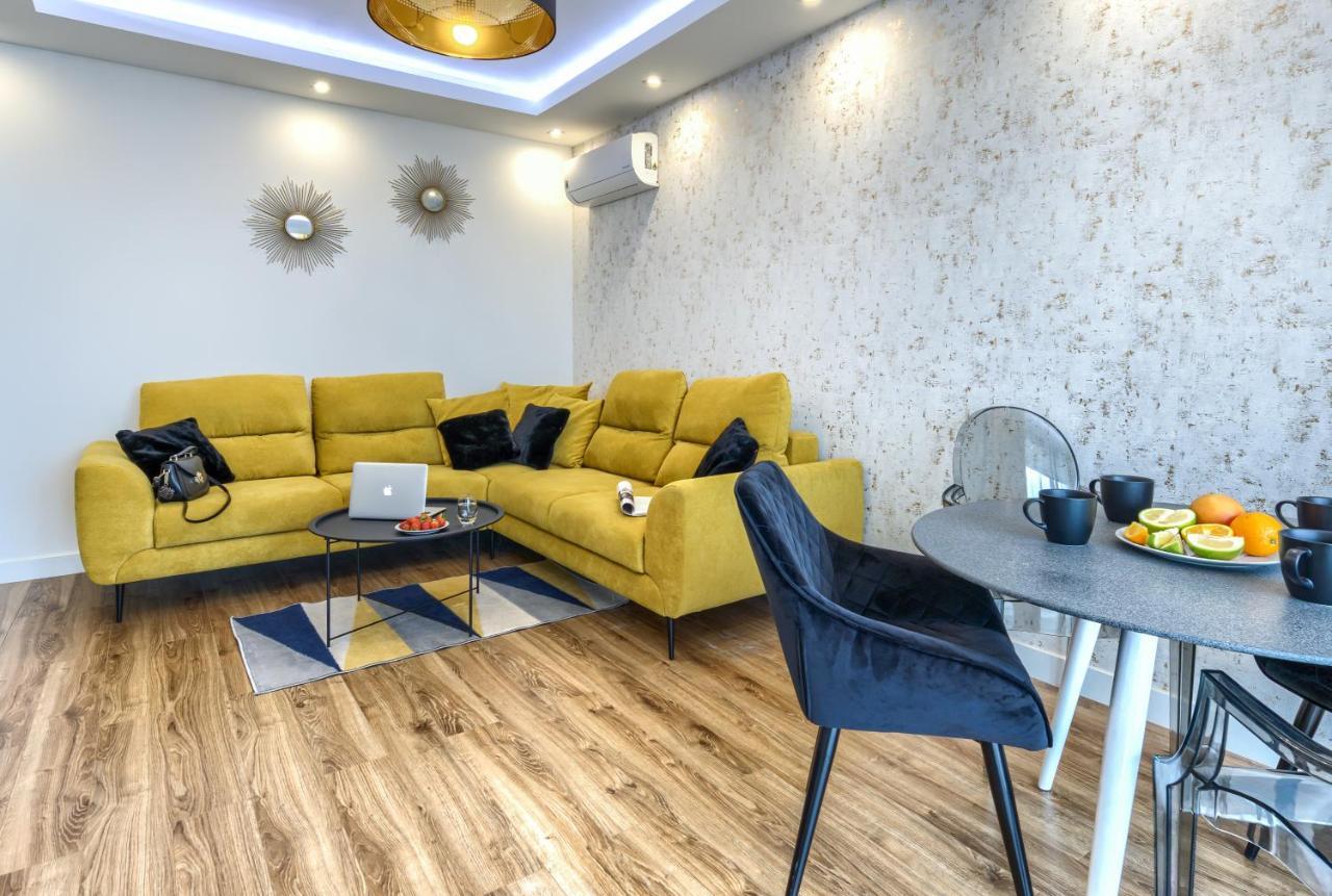 Mayad Residence ワルシャワ エクステリア 写真